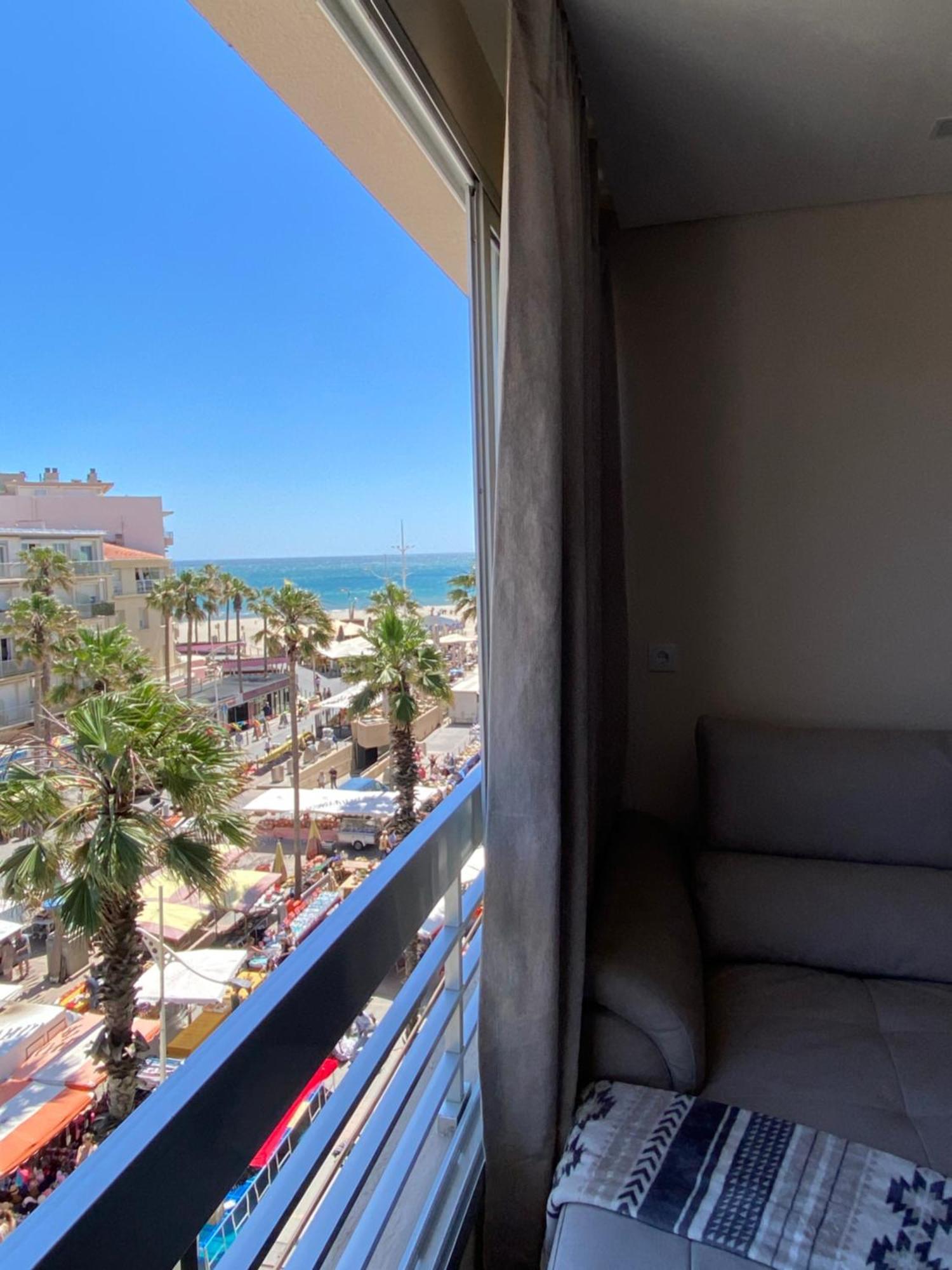 Appartement T2 Vue Sur Mer, Place Mediterranee Canet-en-Roussillon Exterior photo